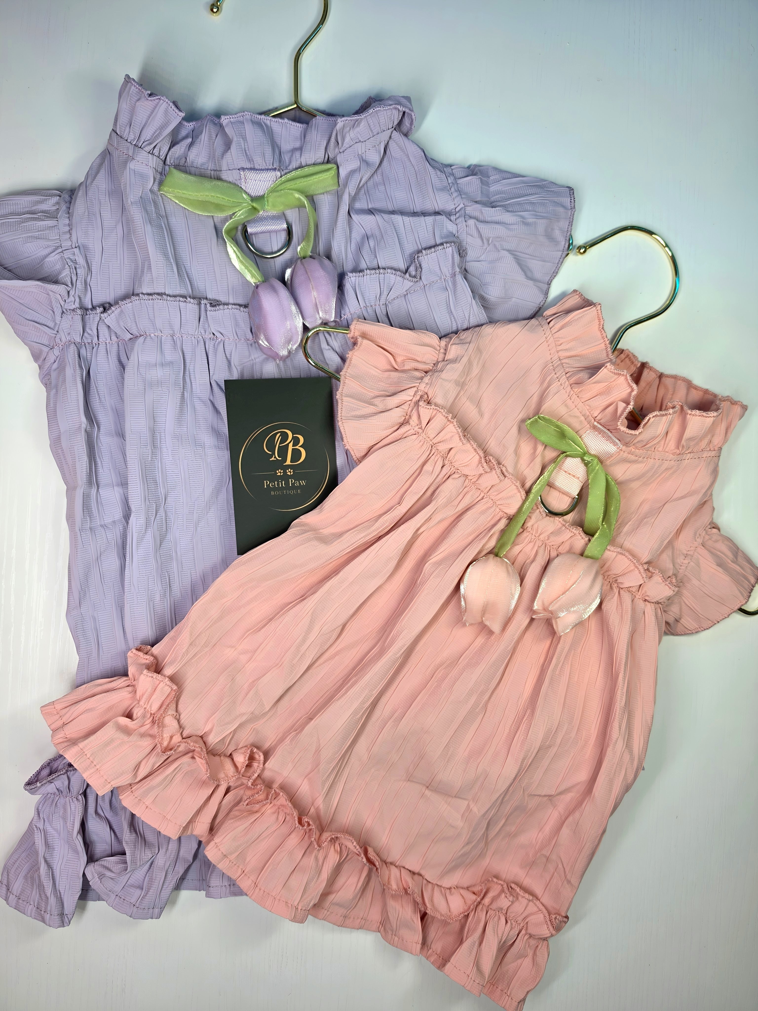 Vestido Primaveral con Tulipanes